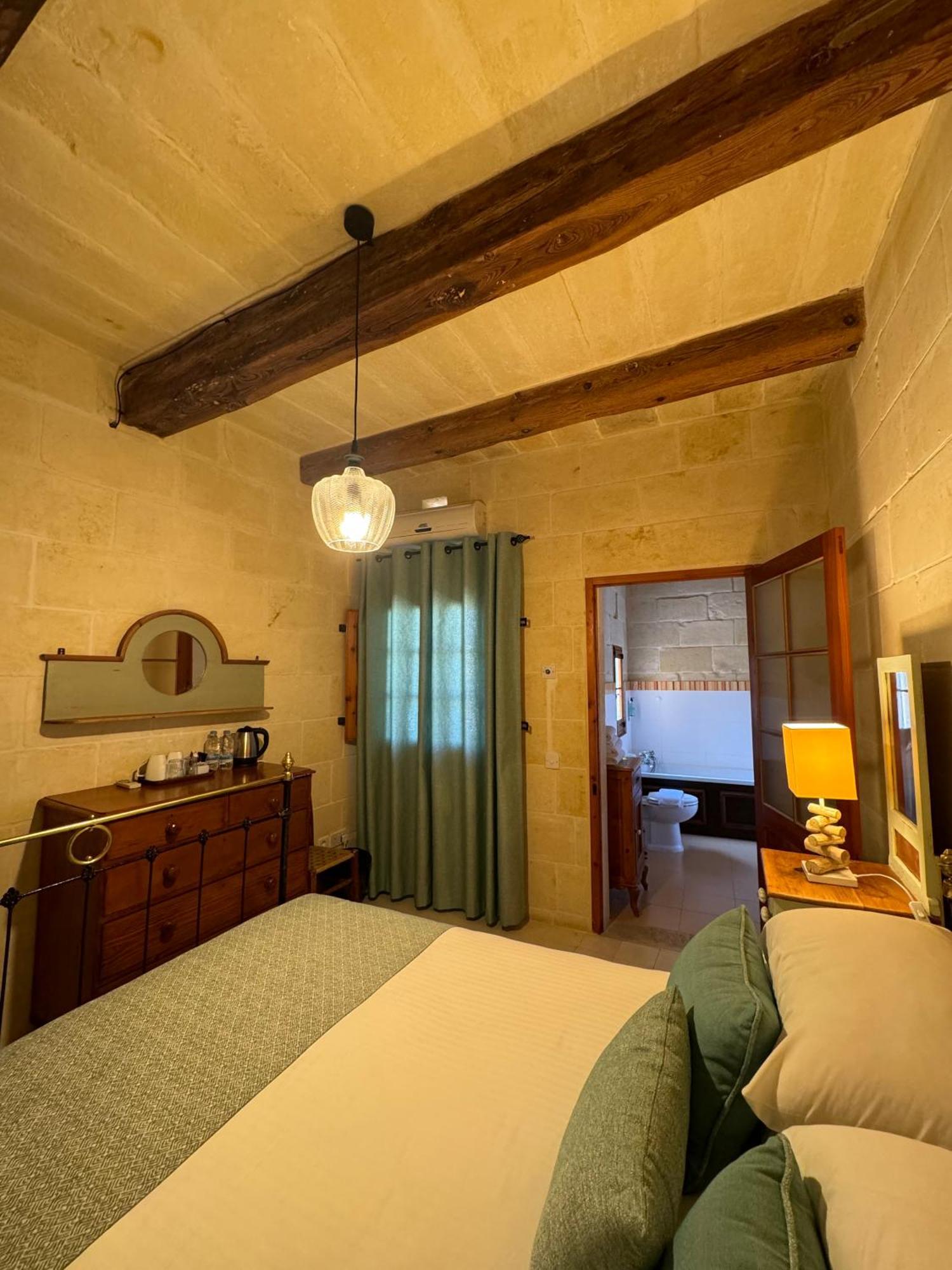Maria'S B&B กฮาสลิ ภายนอก รูปภาพ